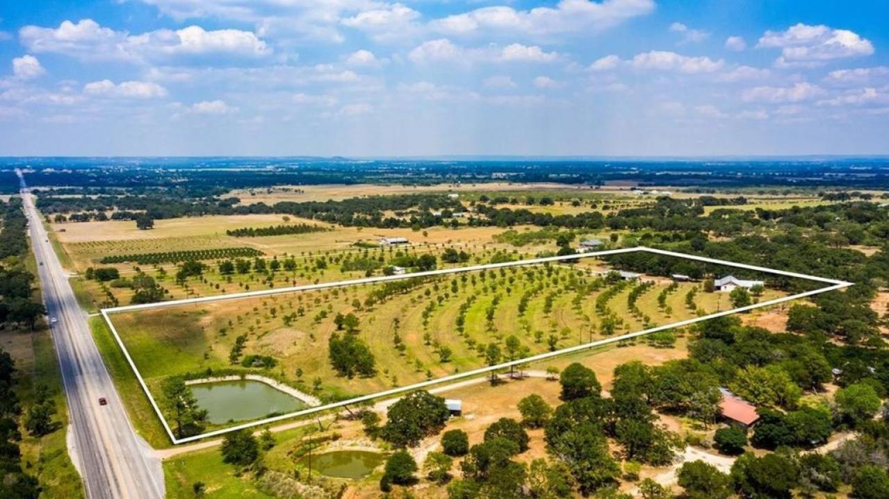 Pecan Farm Haus Фредериксберг Экстерьер фото