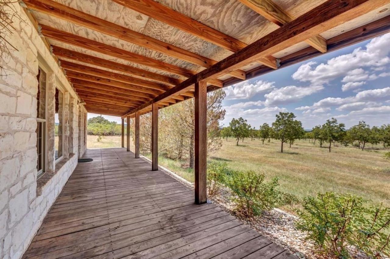 Pecan Farm Haus Фредериксберг Экстерьер фото
